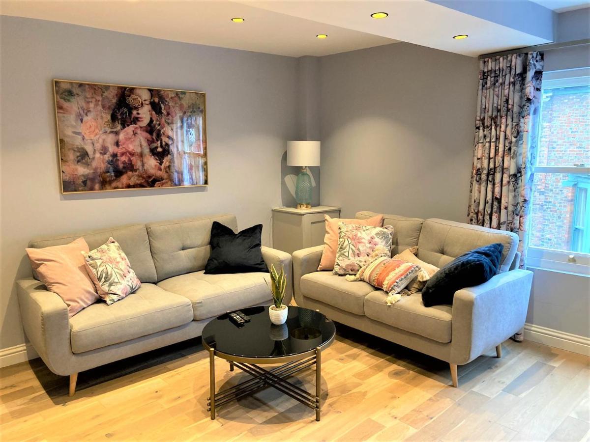 Escape 2 Unwind, Minster Retreat - Sleeps 5 Apartment York Exterior photo